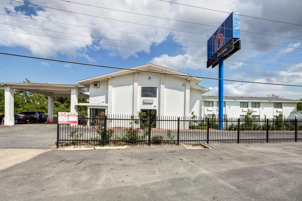 Motel 6-Dallas, Tx - South Εξωτερικό φωτογραφία